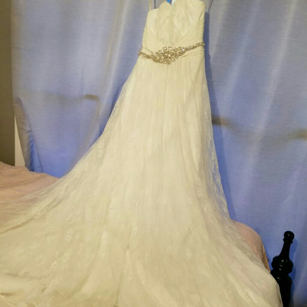 Wedding dress